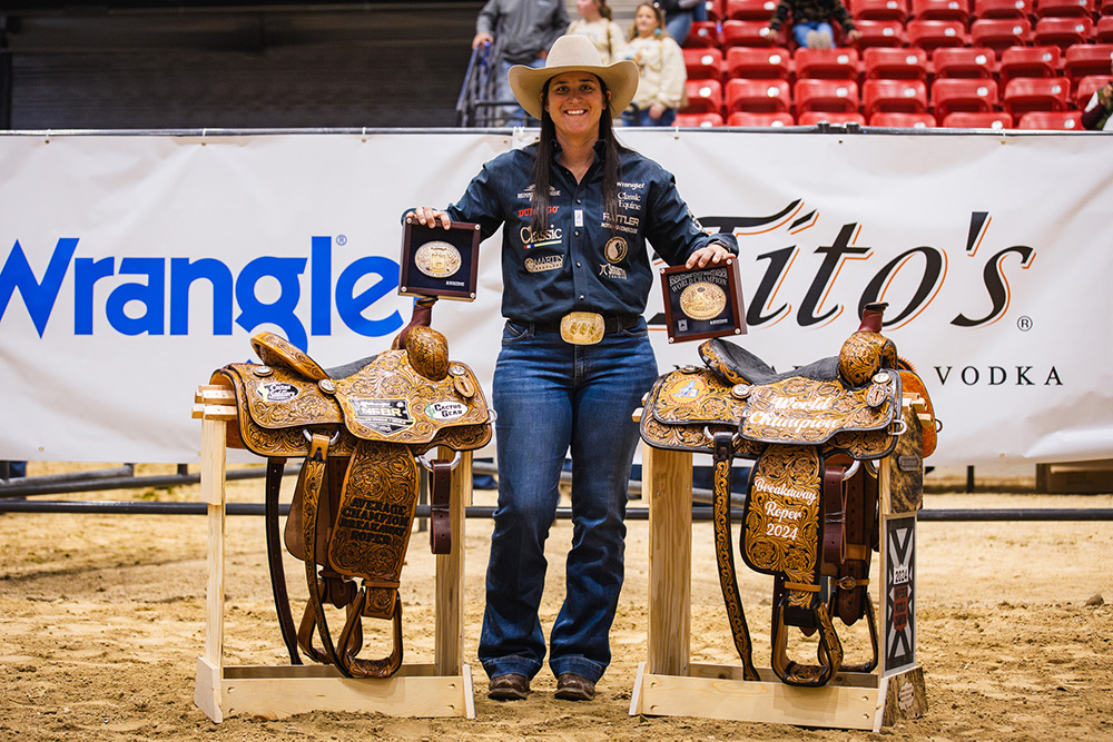 Domer Wins ProRodeo Breakaway Roping World Title, Her 10th Gold Buckle